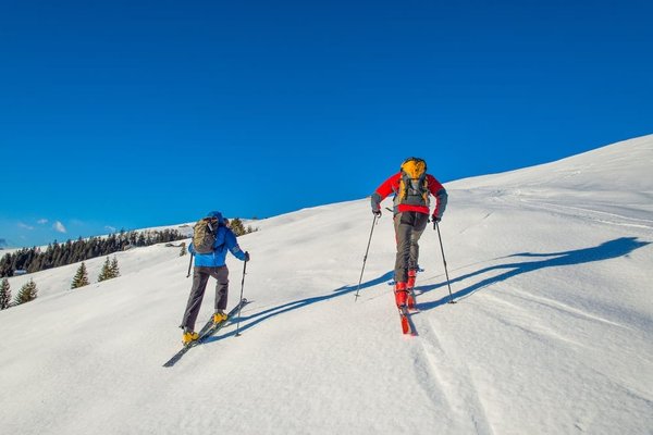Quel est le meilleur itinéraire pour une randonnée découverte des volcans d'Islande en toute sécurité ?